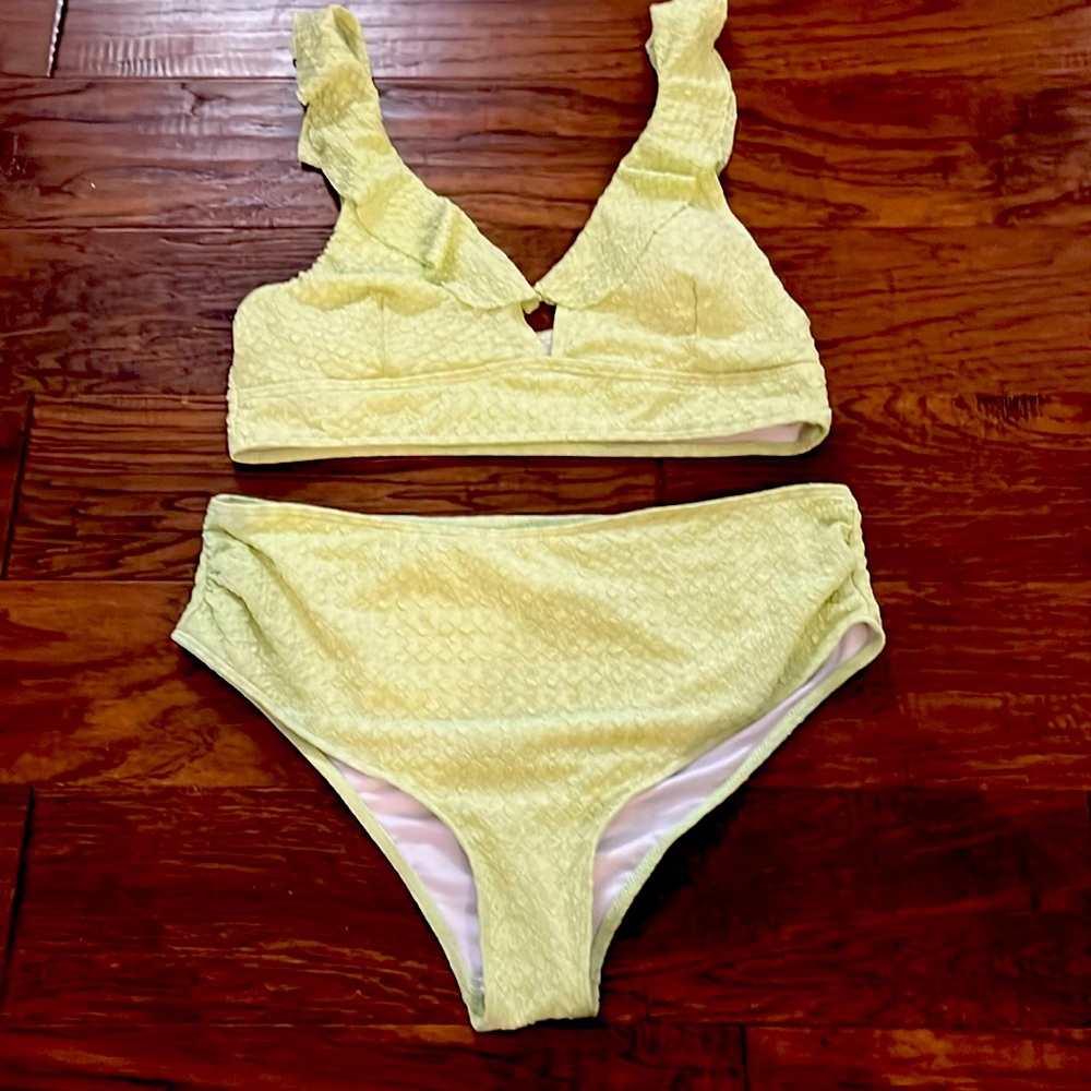 MATERNITY LIME GREEN HIGH WAISTED SWIM SUIT • medium